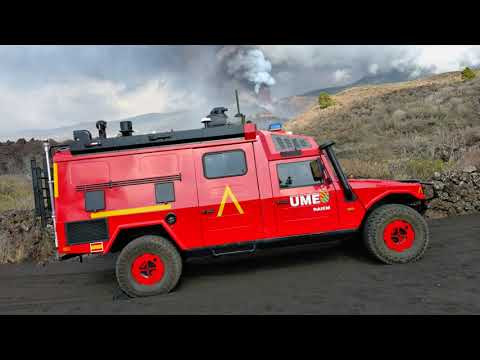 La UME despliegue su vehículo VELIRE en La Palma