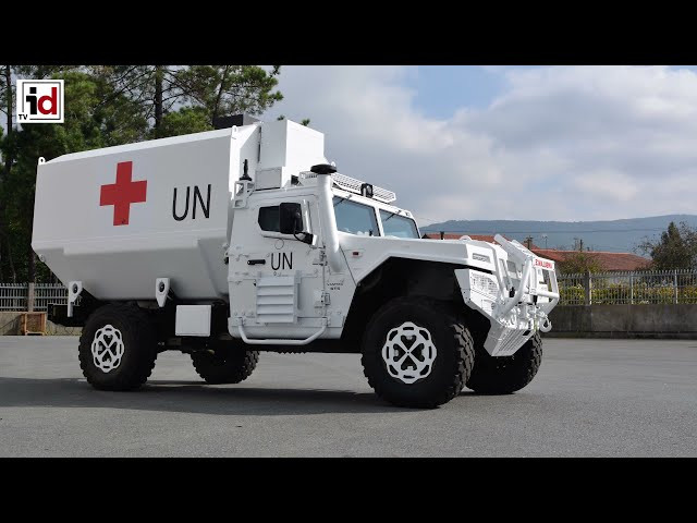 Urovesa presenta su Vehículo de Alta Movilidad Táctica versión ambulancia
