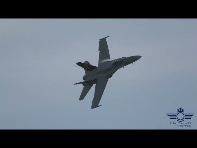 Los F-18 del Ala 15 participaron en el Royal International Air Tattoo